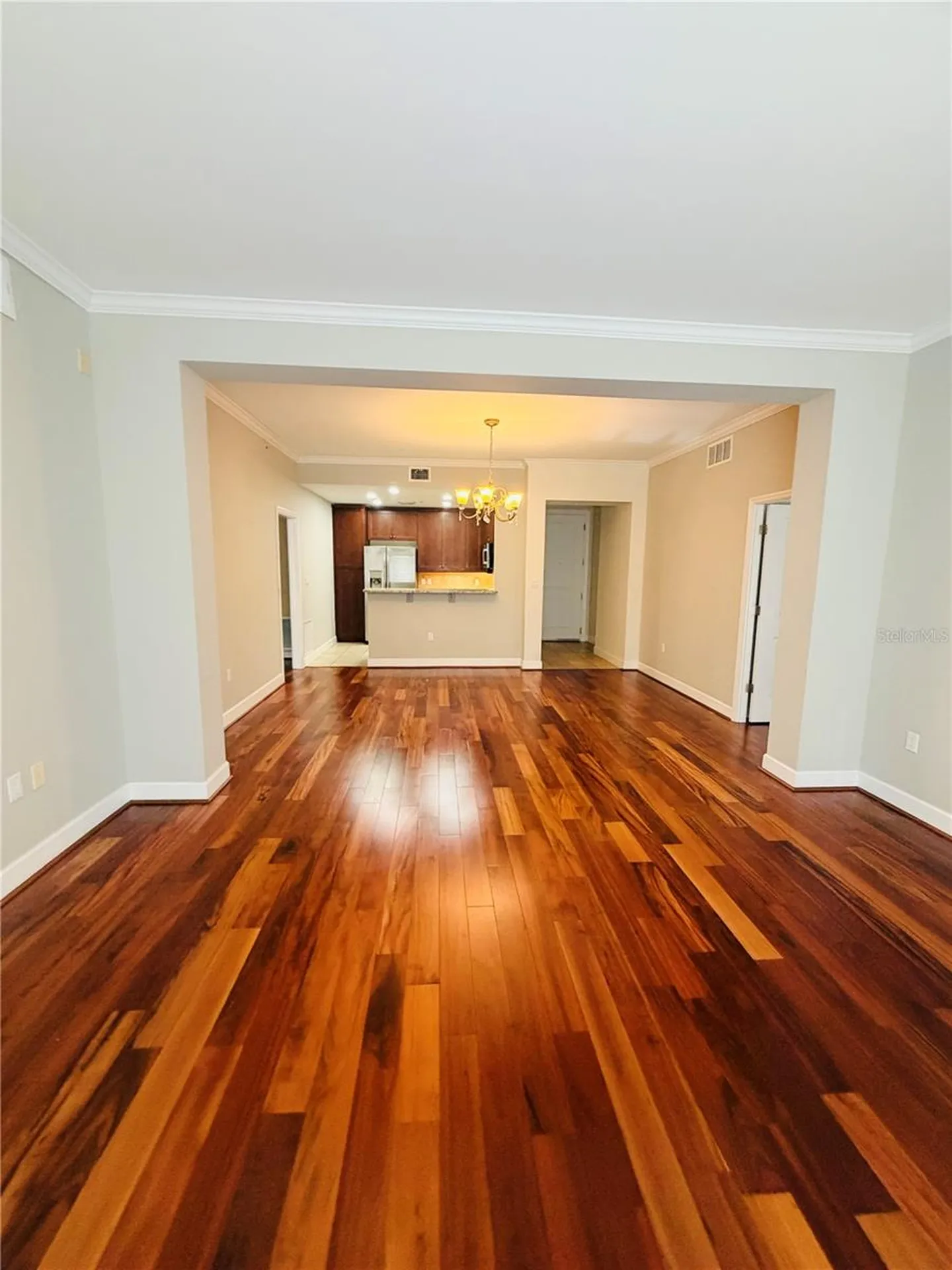 2305 Edgewater Drive Orlando FL 32804