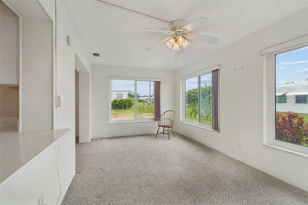 14142 90th Avenue Seminole FL 33776