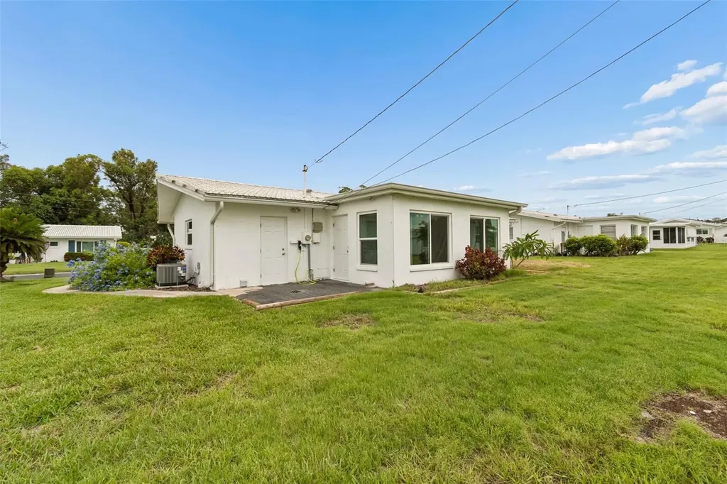 14142 90th Avenue Seminole FL 33776