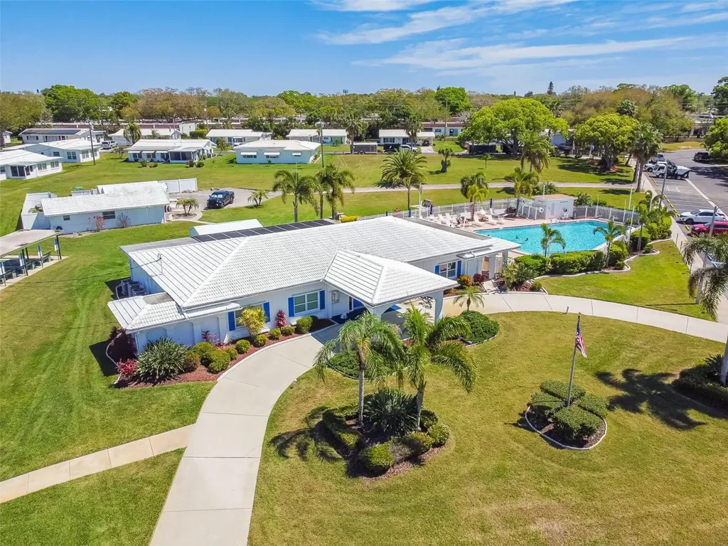 14142 90th Avenue Seminole FL 33776