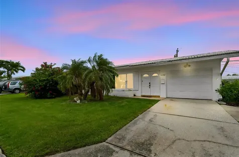 14142 90th Avenue Seminole FL 33776