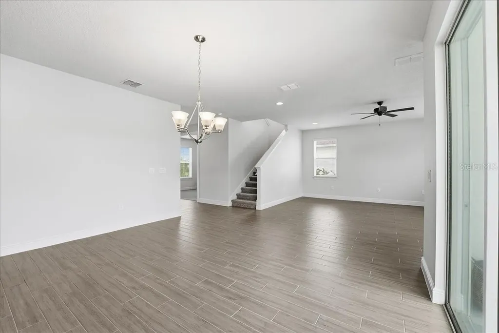 819 Lowood Court Orlando FL 32825