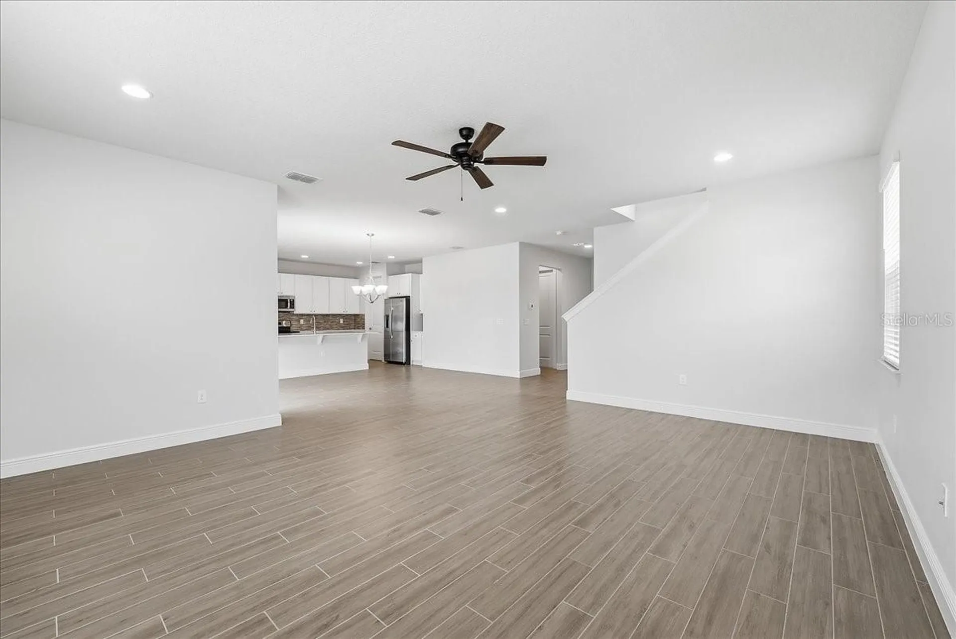 819 Lowood Court Orlando FL 32825