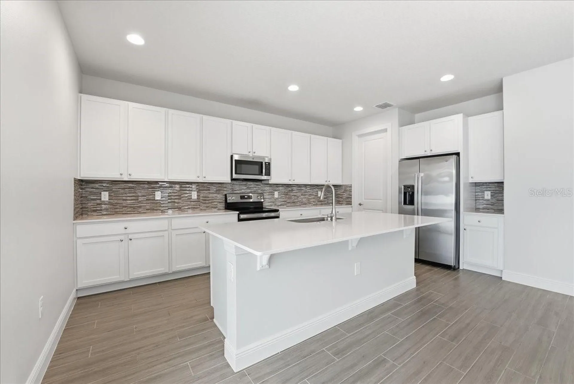 819 Lowood Court Orlando FL 32825