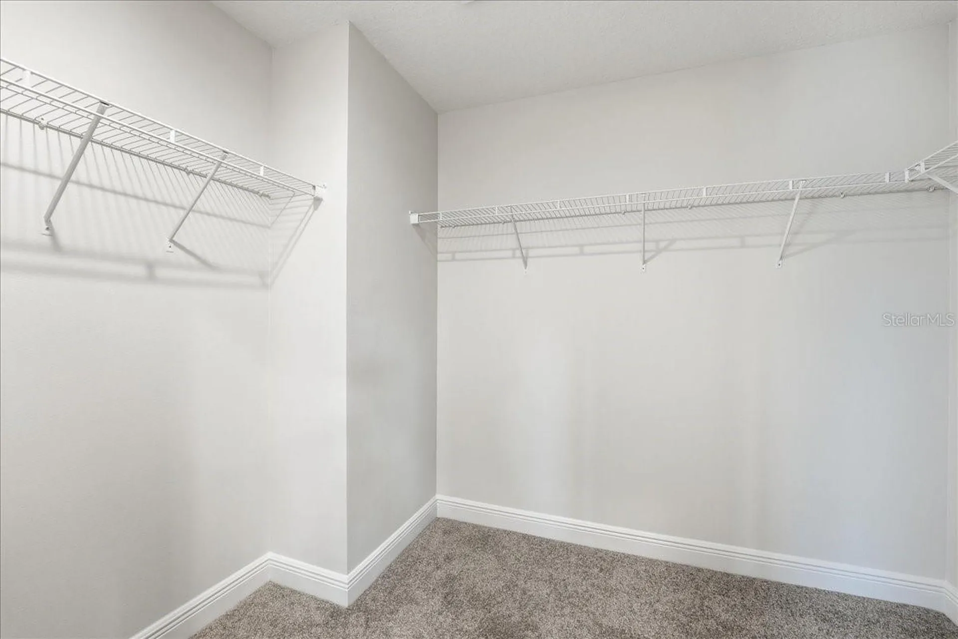 819 Lowood Court Orlando FL 32825