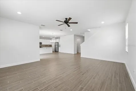 819 Lowood Court Orlando FL 32825