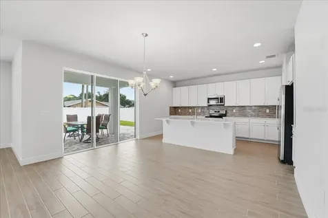 819 Lowood Court Orlando FL 32825