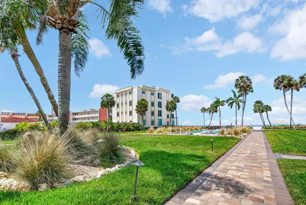 Sarasota FL 34242
