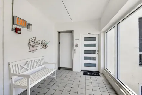 Sarasota FL 34242