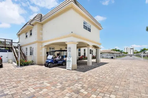 Sarasota FL 34242