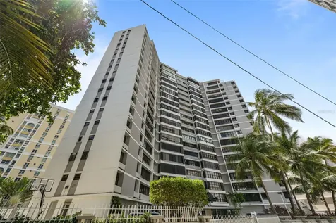 Calle Taft Cond. Playa Grande San Juan PR 00911