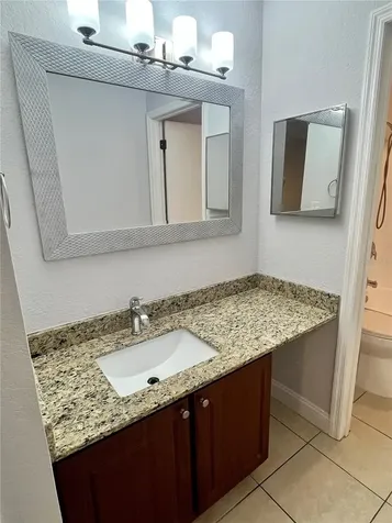 10263 Gandy Boulevard N St Petersburg FL 33702