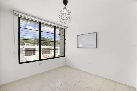6 Prado Alto Guaynabo PR 00966