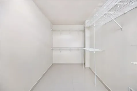 6 Prado Alto Guaynabo PR 00966