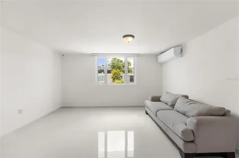 6 Prado Alto Guaynabo PR 00966