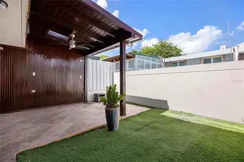 6 Prado Alto Guaynabo PR 00966