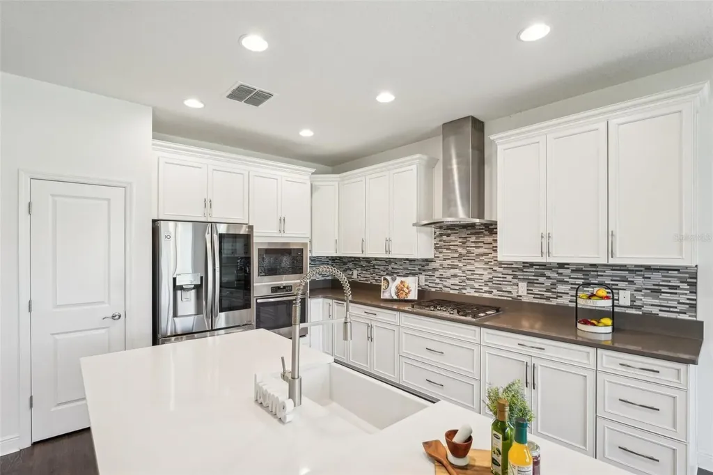 1741 Cherry Walk Road Lutz FL 33558