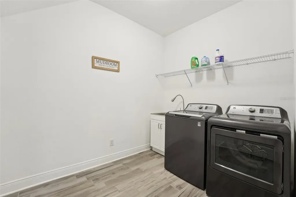 1741 Cherry Walk Road Lutz FL 33558