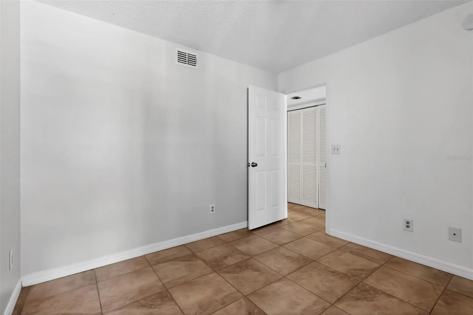 2016 Royal Bay Boulevard Kissimmee FL 34746