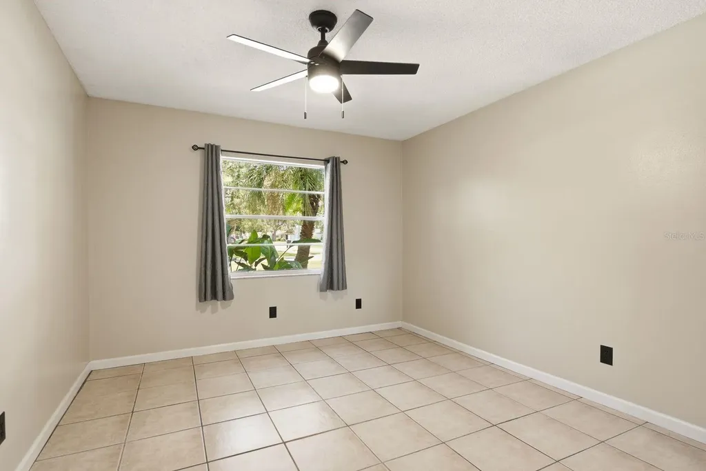 442 Evergreen Drive Oldsmar FL 34677