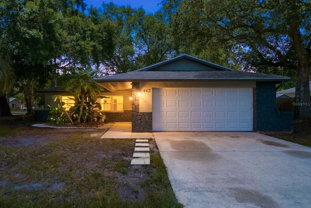 442 Evergreen Drive Oldsmar FL 34677