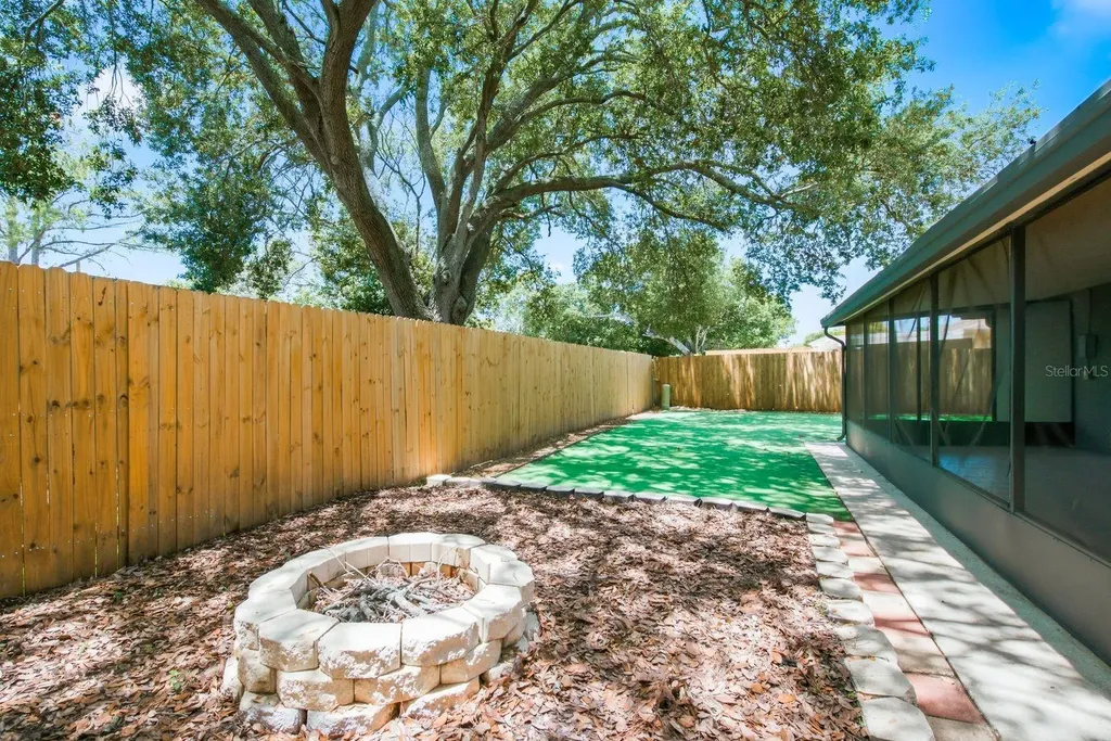 442 Evergreen Drive Oldsmar FL 34677
