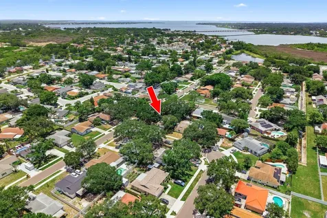 442 Evergreen Drive Oldsmar FL 34677