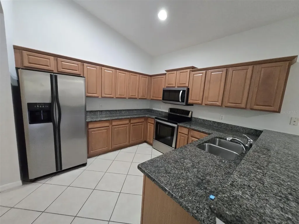 8423 Baywood Vista Drive Orlando FL 32810