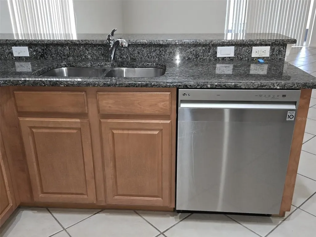 8423 Baywood Vista Drive Orlando FL 32810
