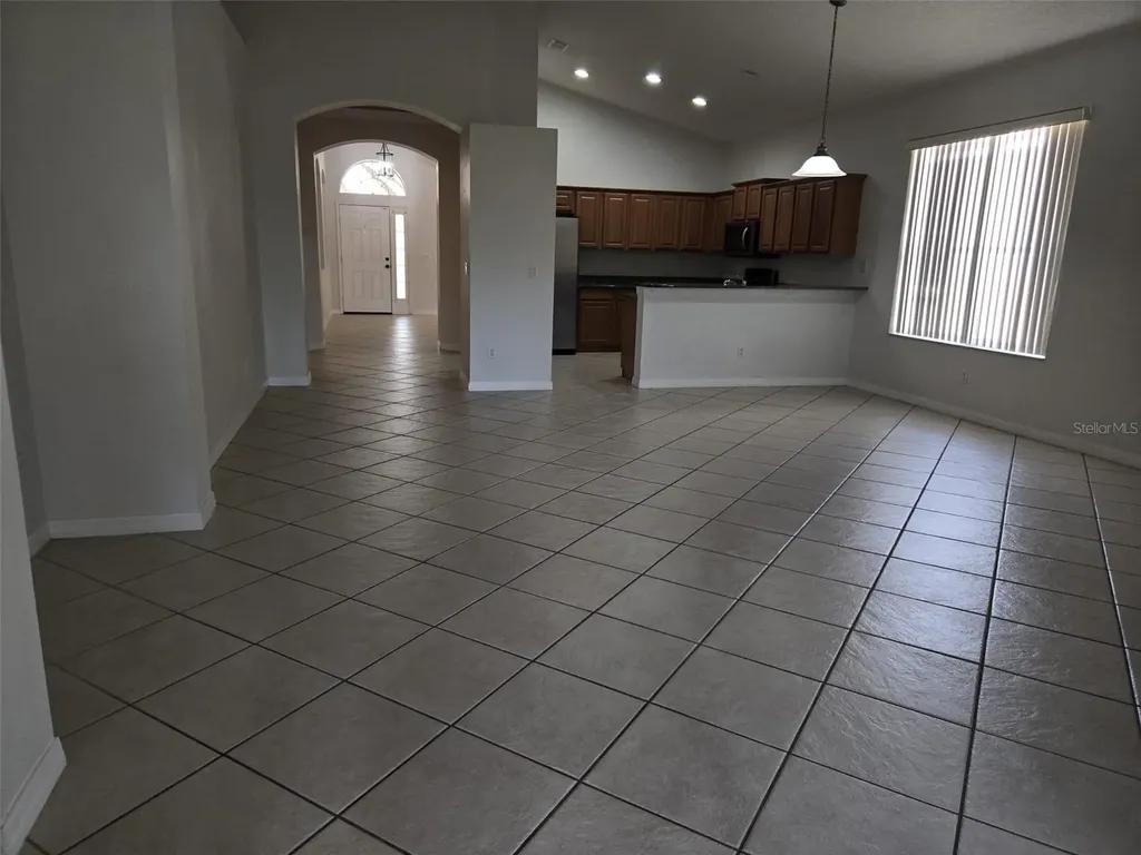 8423 Baywood Vista Drive Orlando FL 32810