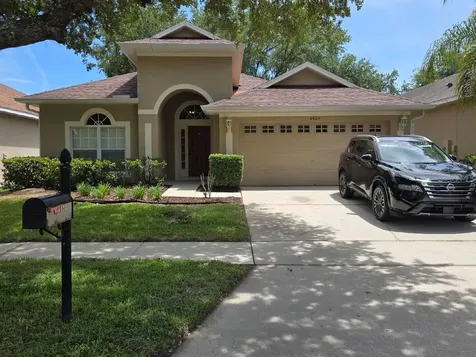 8423 Baywood Vista Drive Orlando FL 32810