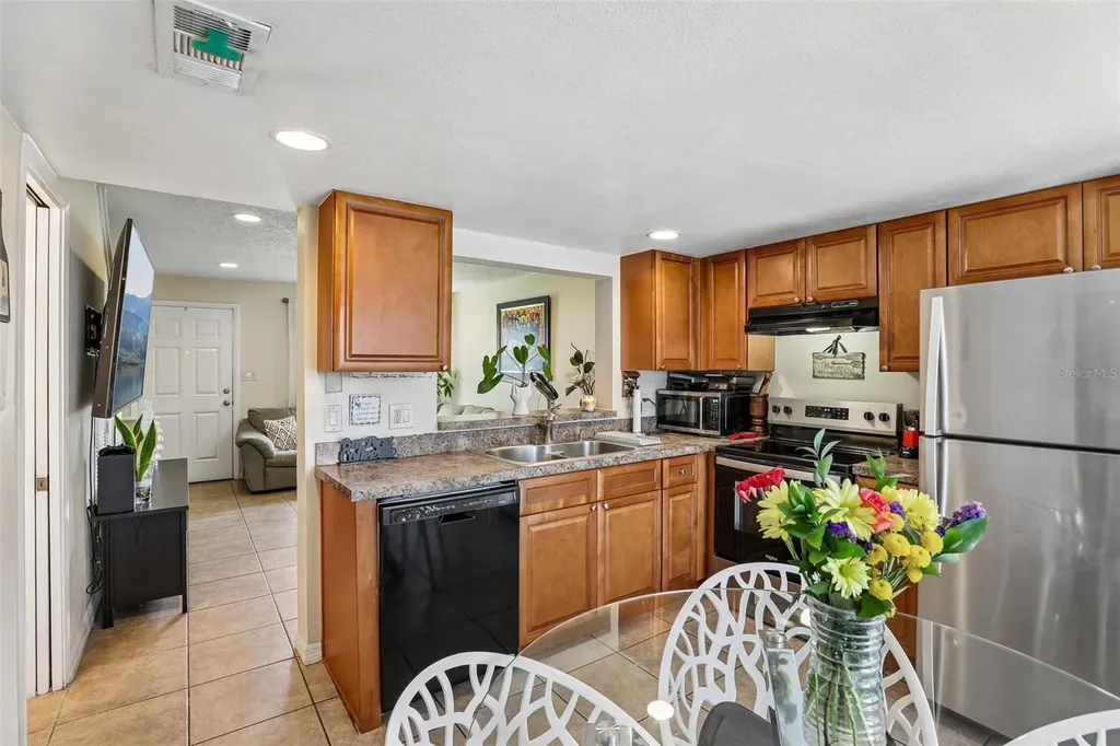12057 Tift Circle Orlando FL 32826