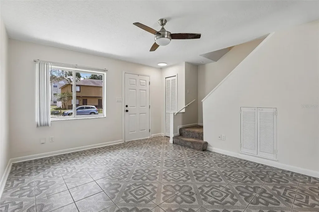 12057 Tift Circle Orlando FL 32826