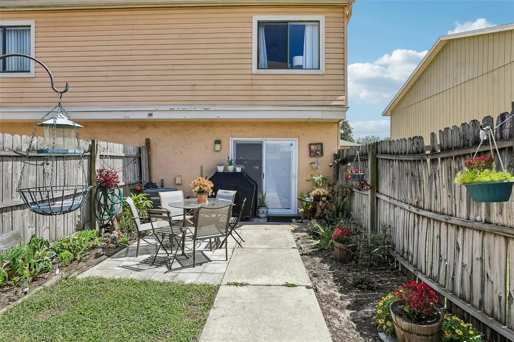 12057 Tift Circle Orlando FL 32826