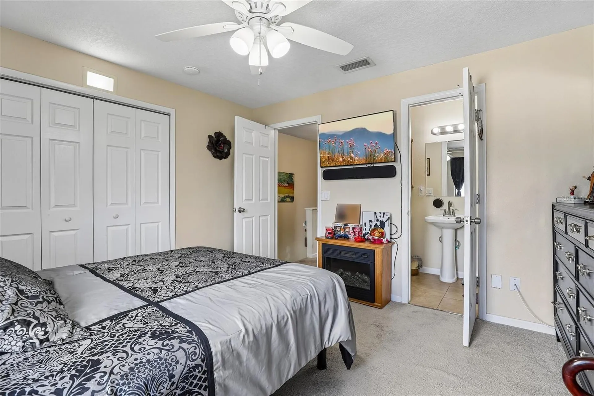 12057 Tift Circle Orlando FL 32826