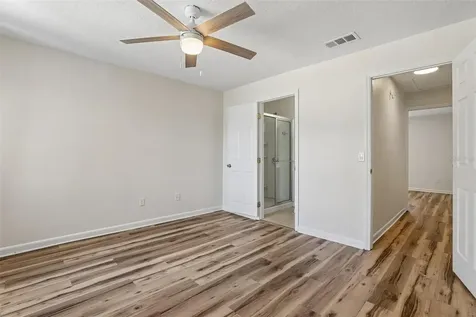 12057 Tift Circle Orlando FL 32826