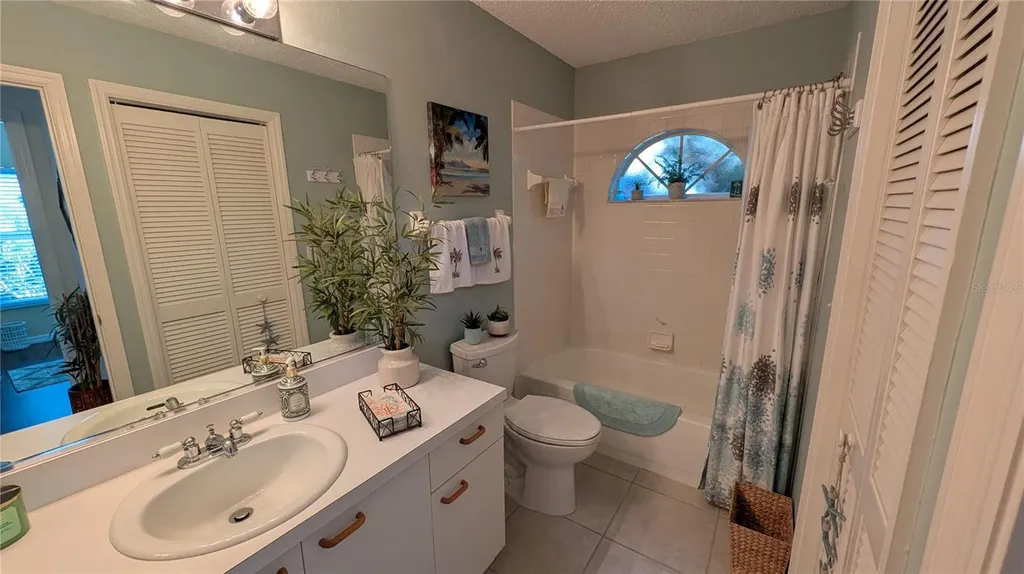 5406 83rd Terrace E Sarasota FL 34243