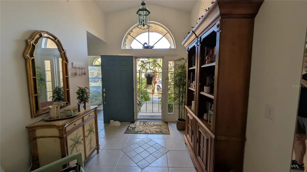5406 83rd Terrace E Sarasota FL 34243
