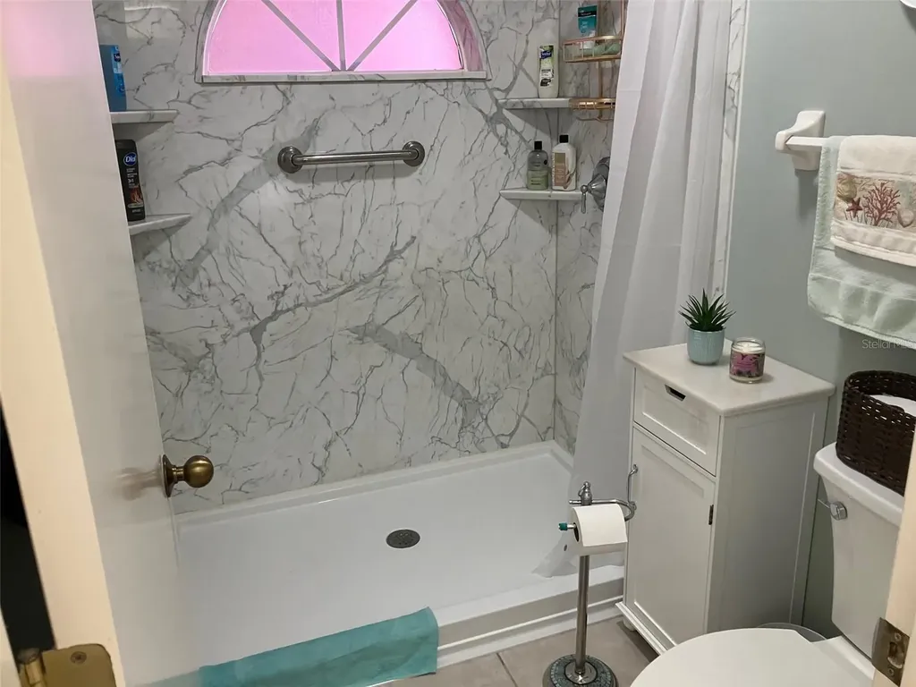 5406 83rd Terrace E Sarasota FL 34243