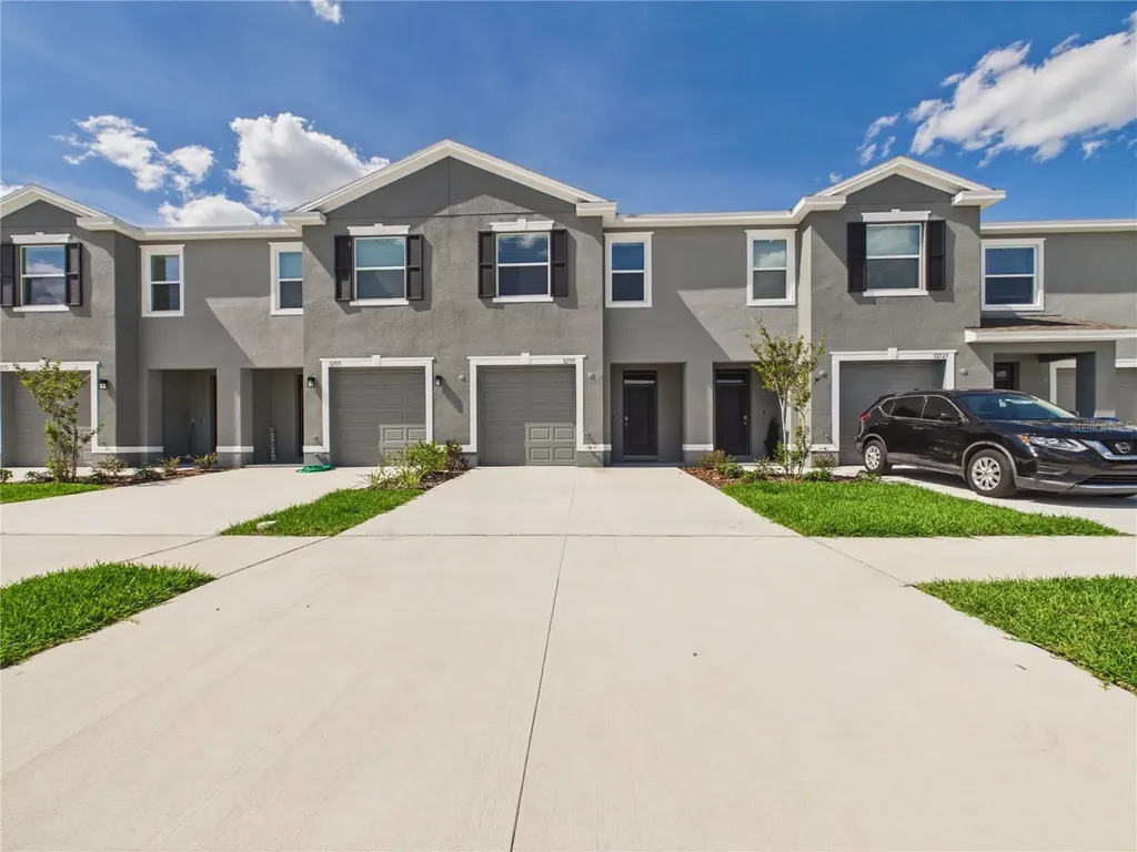32519 Welling Blade Loop Wesley Chapel FL 33545