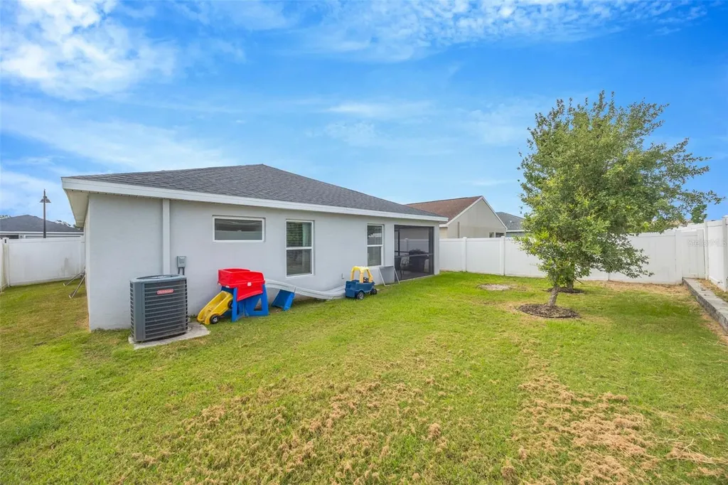 6969 Abbywood Lane Zephyrhills FL 33541