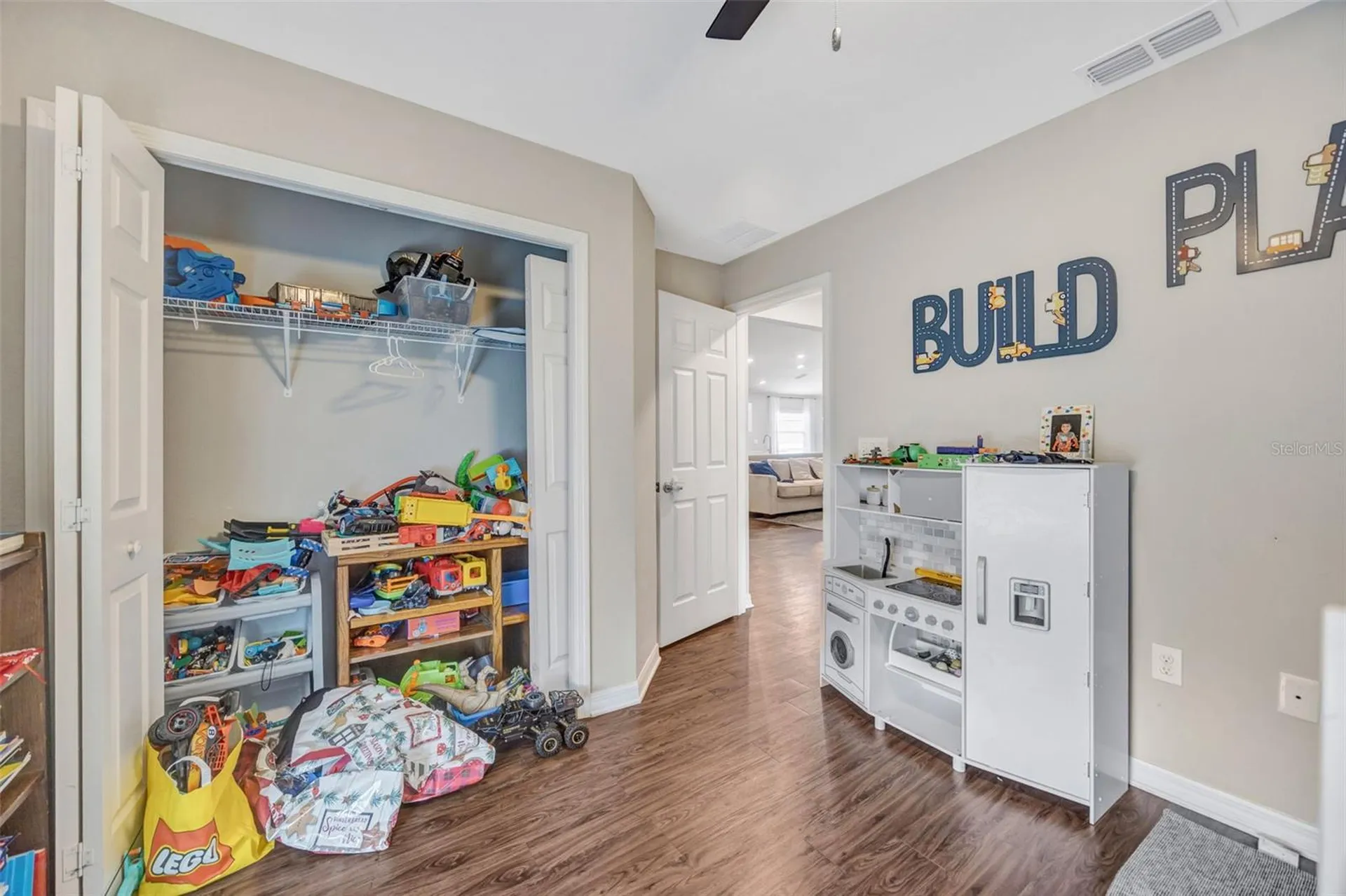 6969 Abbywood Lane Zephyrhills FL 33541
