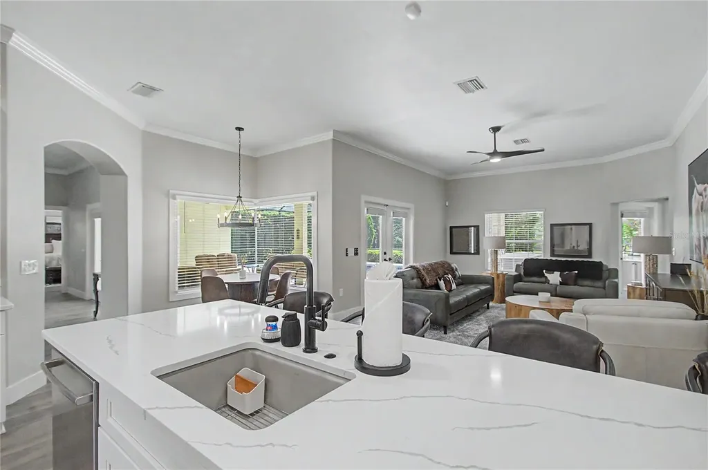 12913 County Road 104b Oxford FL 34484