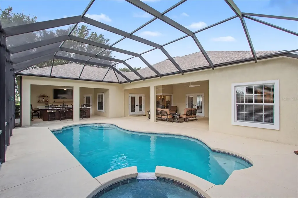 12913 County Road 104b Oxford FL 34484