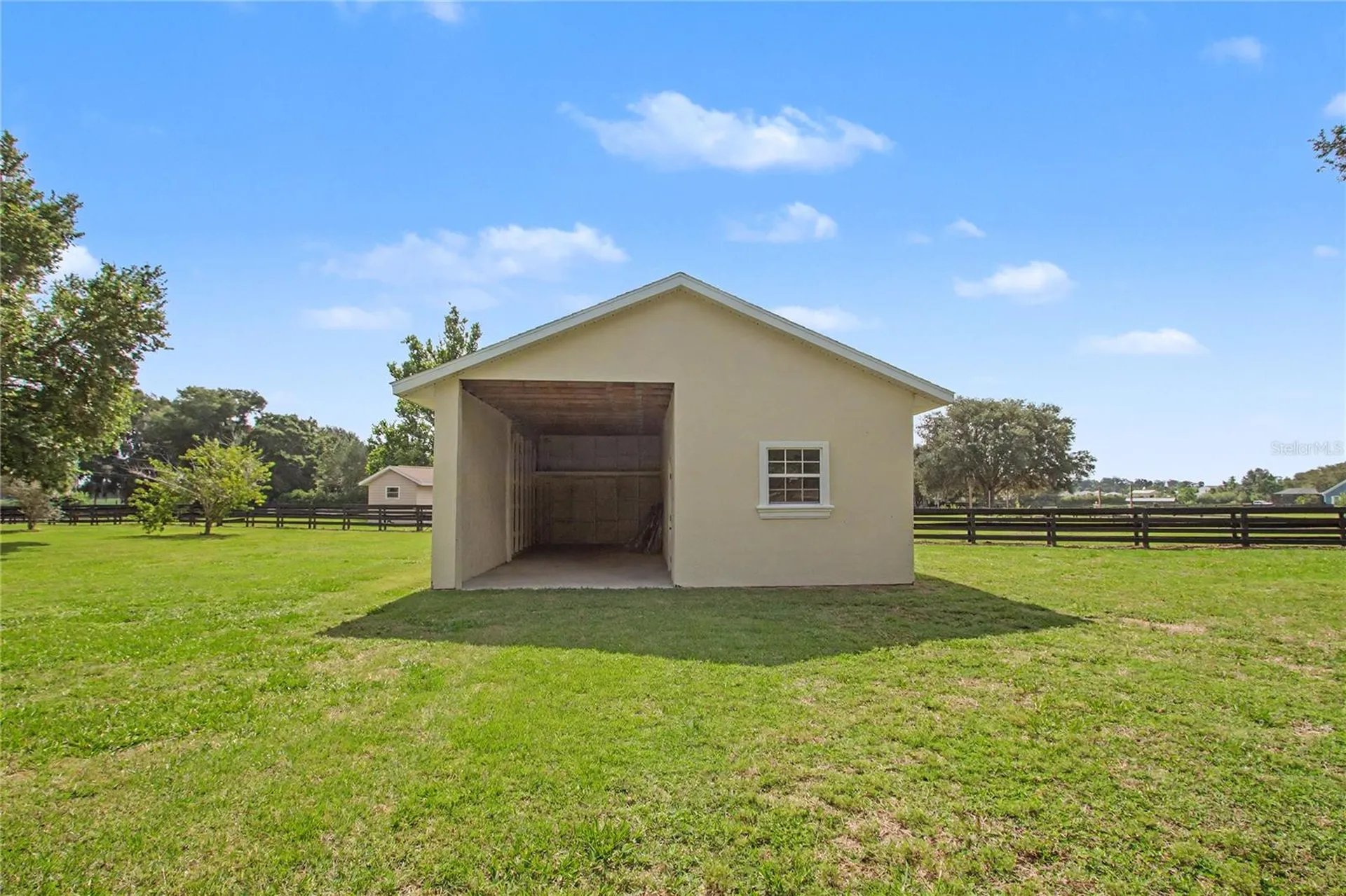12913 County Road 104b Oxford FL 34484
