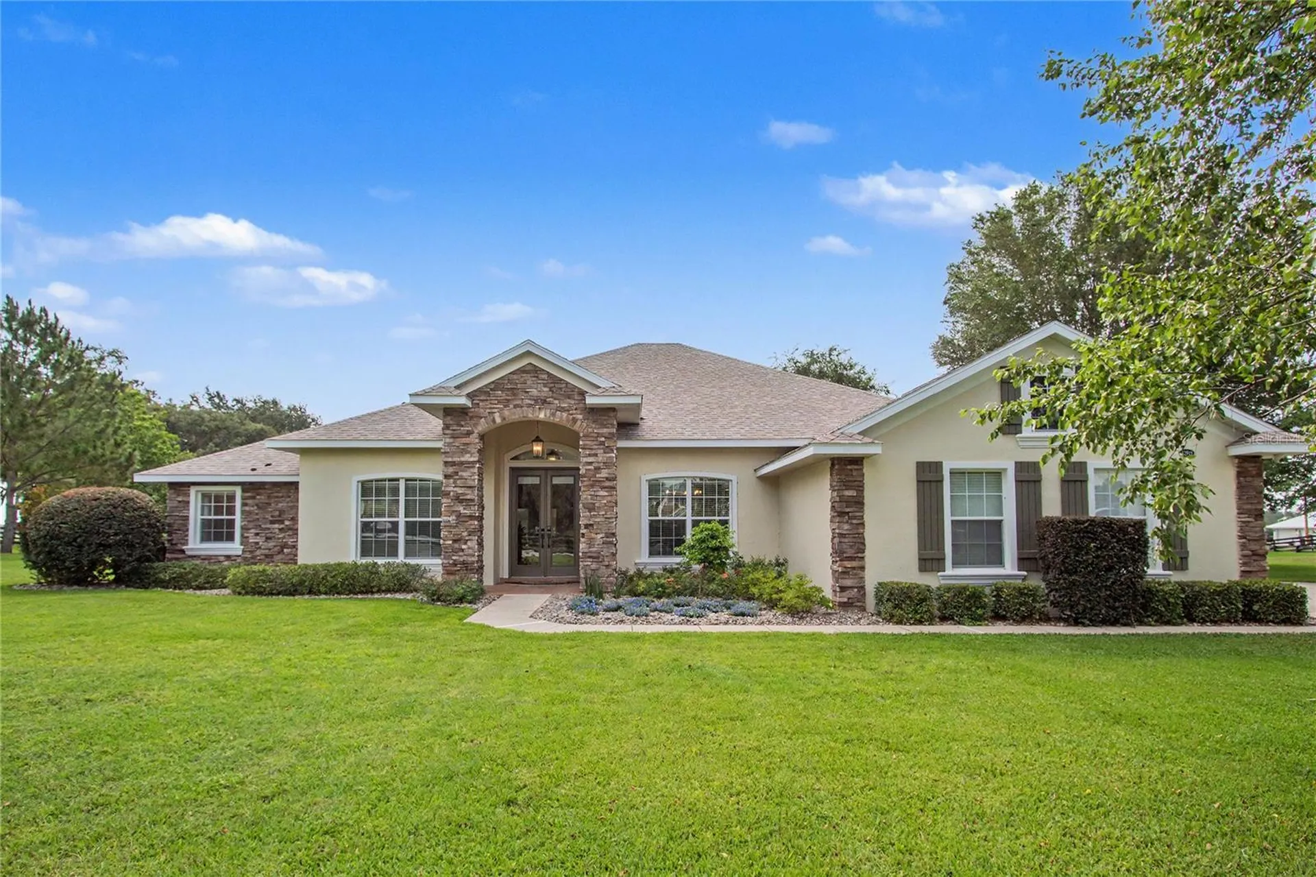 12913 County Road 104b Oxford FL 34484