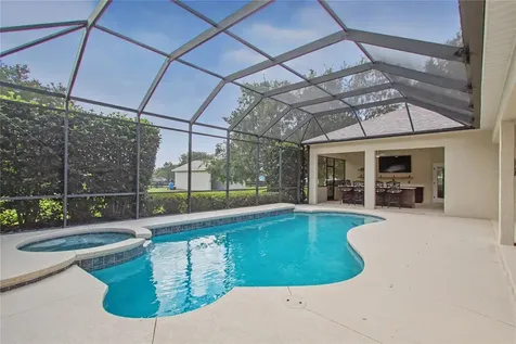 12913 County Road 104b Oxford FL 34484