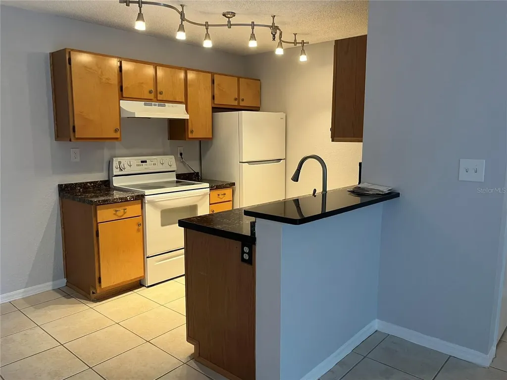 10263 Gandy Boulevard N St Petersburg FL 33702