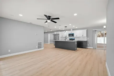 1727 Tallowtree Circle Valrico FL 33594