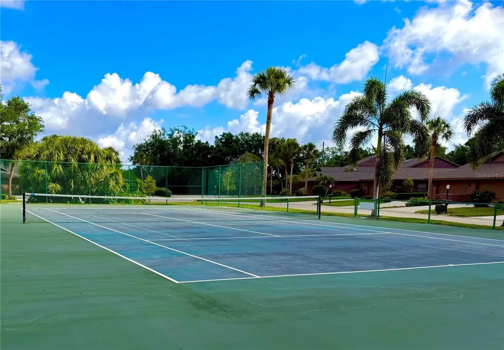 5813 Merion Way Sarasota FL 34243